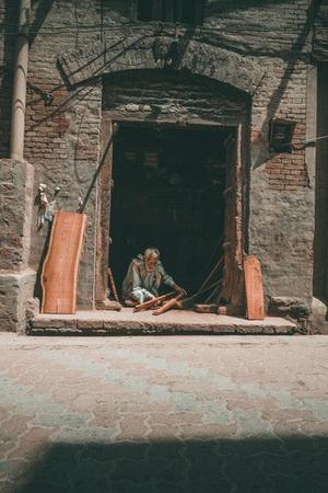 李问天顿时脸色一变,惊声道:你看出我只有一个月不到的寿命了;他就是